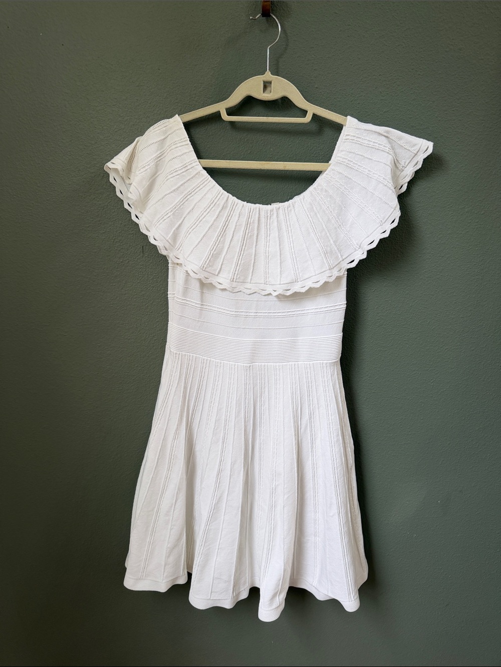 Ted Baker London Dilpree Off The Shoulder Dress White Ruffle Knit Skater Sz 8